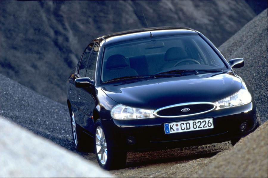  Ford Mondeo 1996 года  (фото 27 из 53)